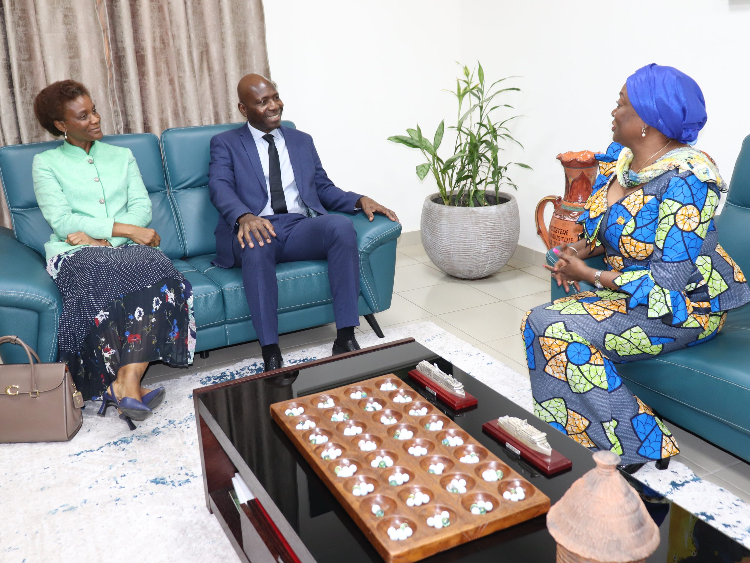 Coopération Congo- Banque Mondiale: Lydie Pongault échange avec le Directeur de division de la Banque Mondiale pour le Congo.